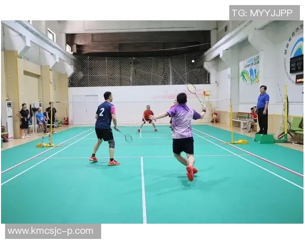 广州羽毛球队在联赛中的团队协作表现分析与展望