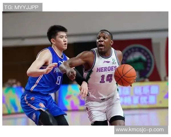 CBA激战山东西王迎战天津队全力争胜展现球队实力与斗志